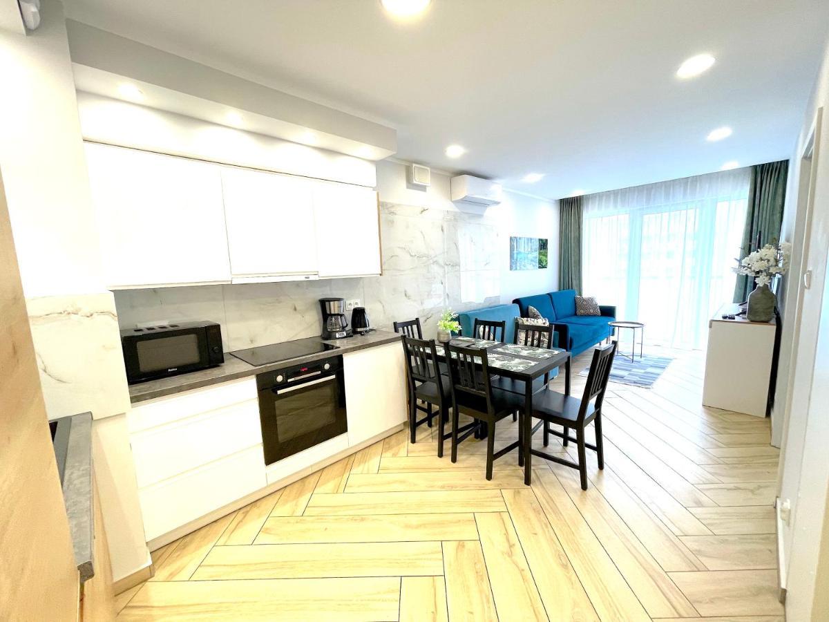 Apartament Superior Blue Przy Plazy- Free Pool, Saunas, Jacuzzi, Fitness, Salzgrotte Kolobrzeg Ngoại thất bức ảnh
